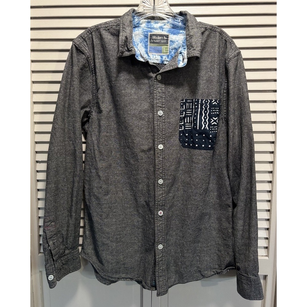 Modern Amusement Gray Shirt Button Up Long Sleeve Size L Pocket‎ Aztec